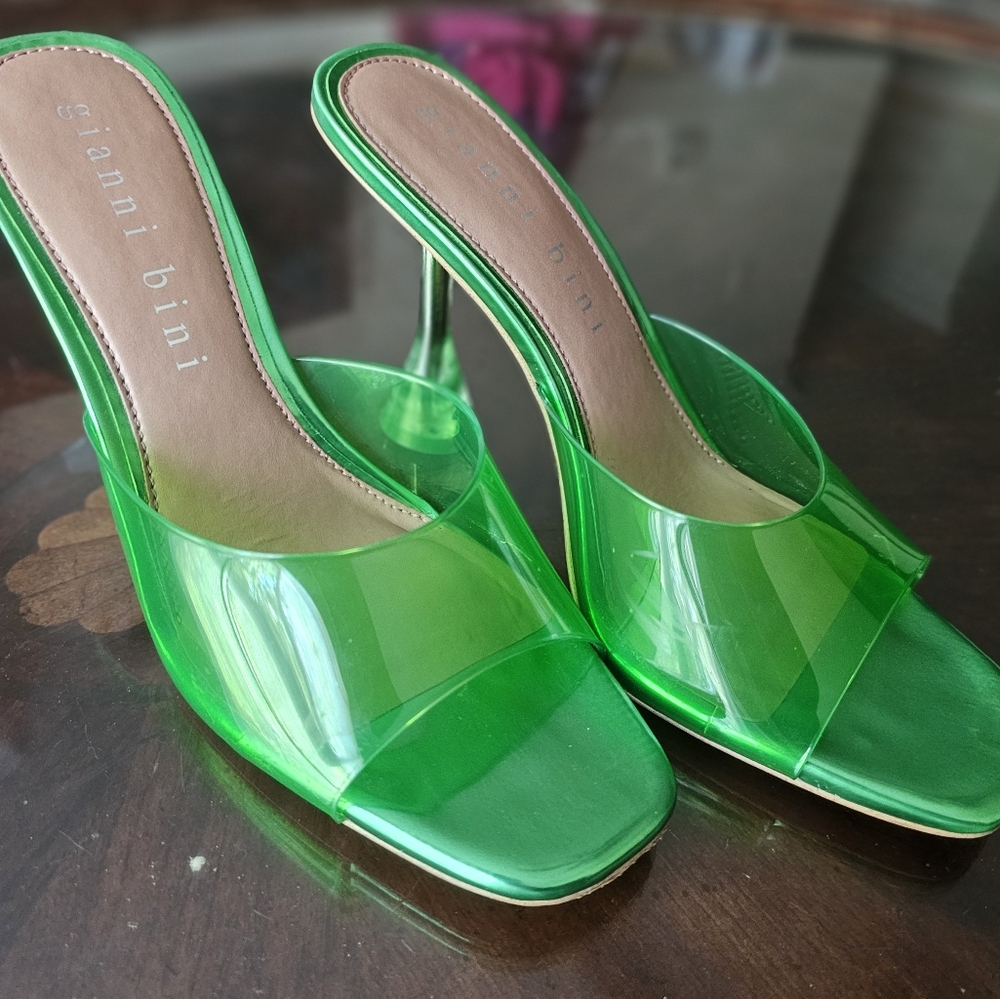 Gianni Bini Sculptural Heel Sandals Spring Green